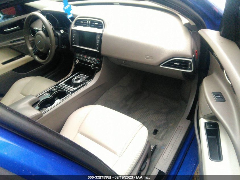 2017 JAGUAR XE 25T PREMIUM SAJAD4BG6HA972820