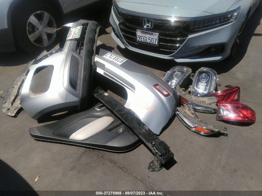 2020 HYUNDAI VENUE SEL - KMHRC8A37LU025749