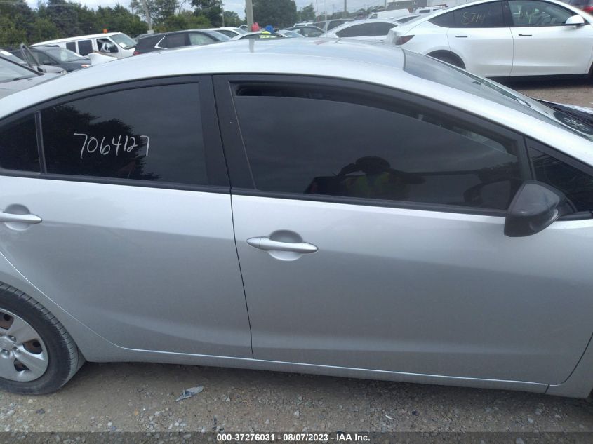 2017 KIA FORTE LX - 3KPFK4A70HE040511