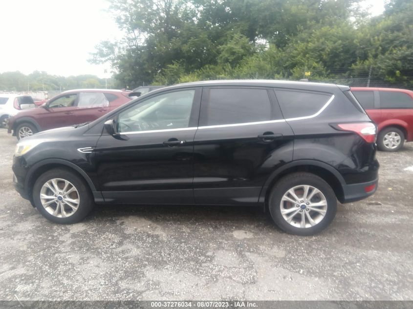 2017 FORD ESCAPE SE - 1FMCU9GD4HUD33672