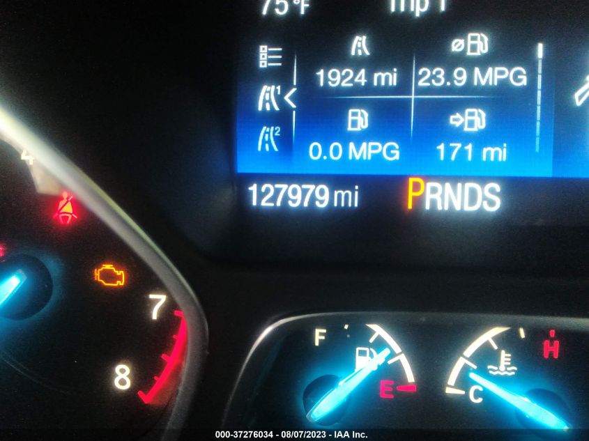 2017 FORD ESCAPE SE - 1FMCU9GD4HUD33672