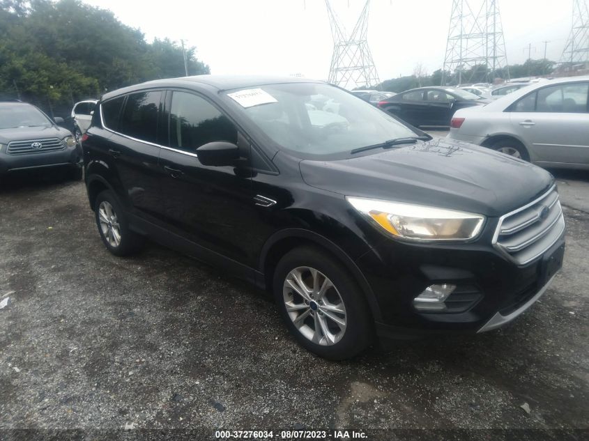 2017 FORD ESCAPE SE - 1FMCU9GD4HUD33672