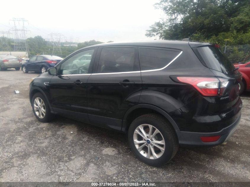 2017 FORD ESCAPE SE - 1FMCU9GD4HUD33672