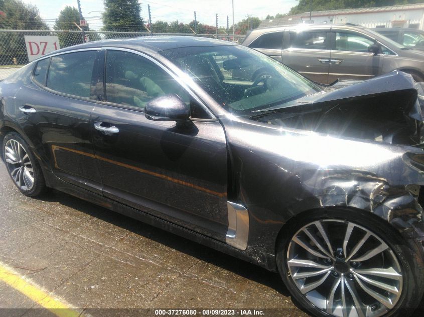 2019 KIA STINGER BASE - KNAE15LAXK6067240