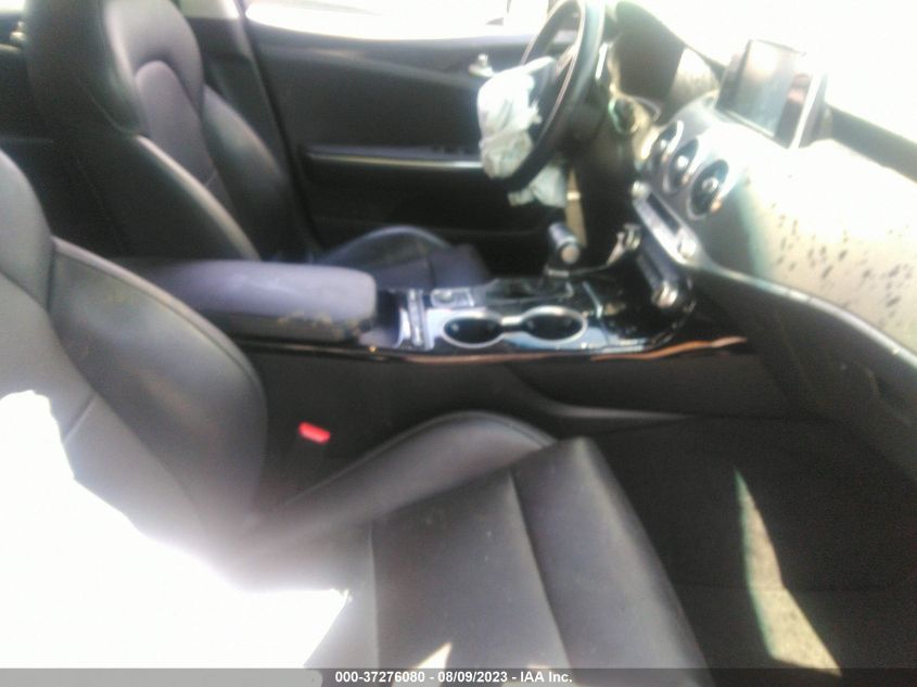2019 KIA STINGER BASE - KNAE15LAXK6067240