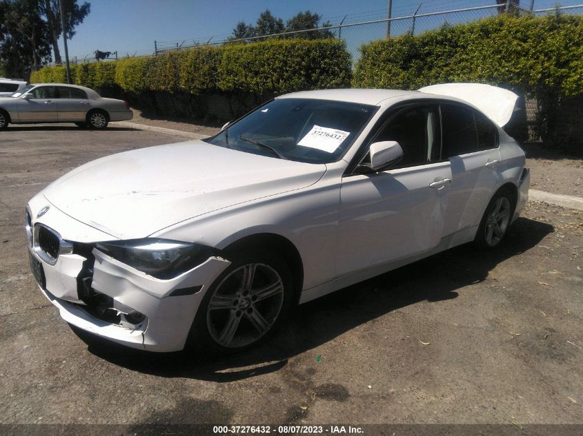 2013 BMW 3 SERIES 320I XDRIVE - WBA3C3C53DF982099