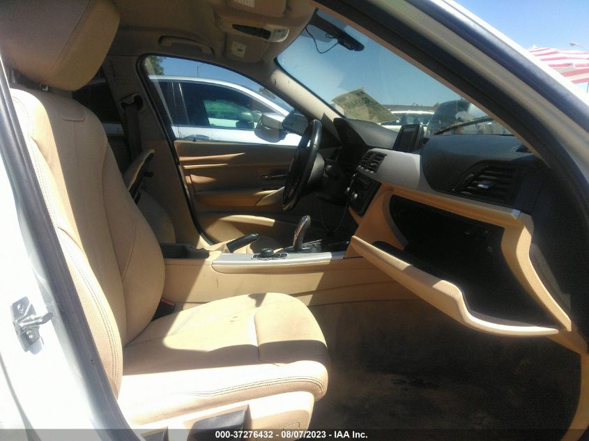 2013 BMW 3 SERIES 320I XDRIVE - WBA3C3C53DF982099