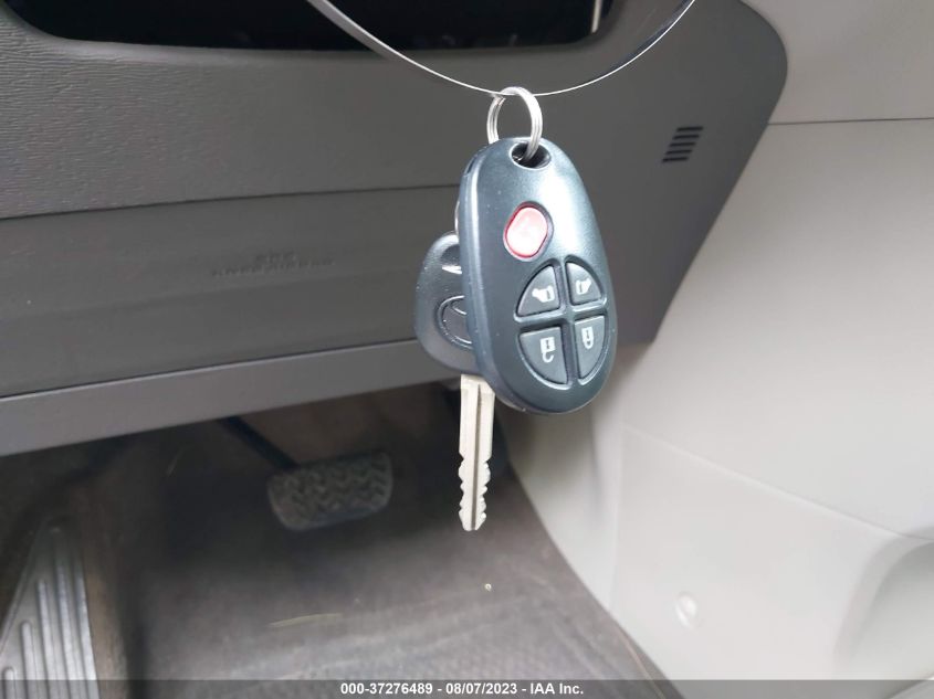 2016 TOYOTA SIENNA LE - 5TDKK3DC3GS751948