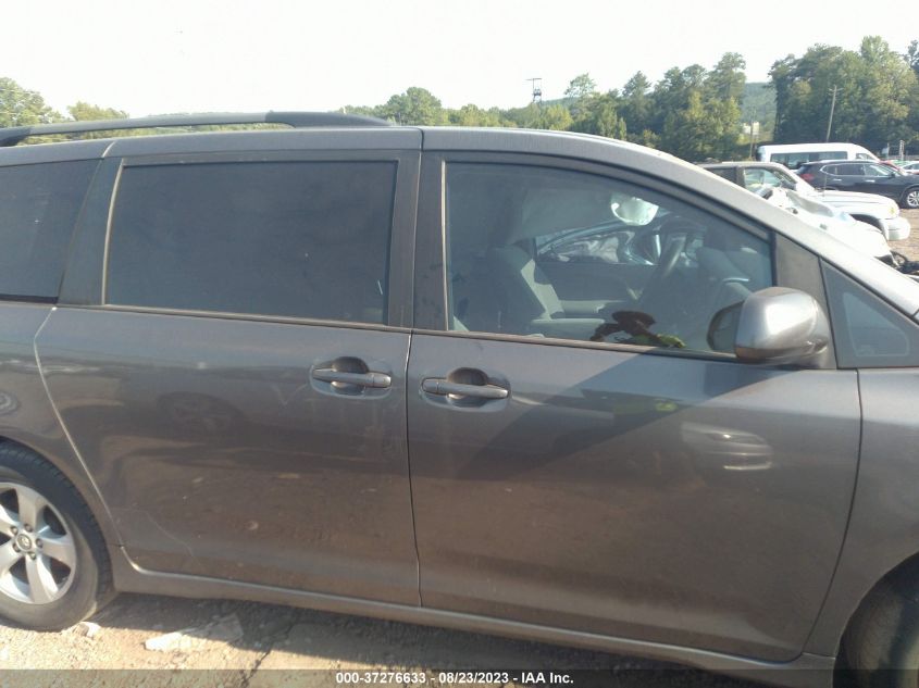 2018 TOYOTA SIENNA LE - 5TDKZ3DC8JS901989
