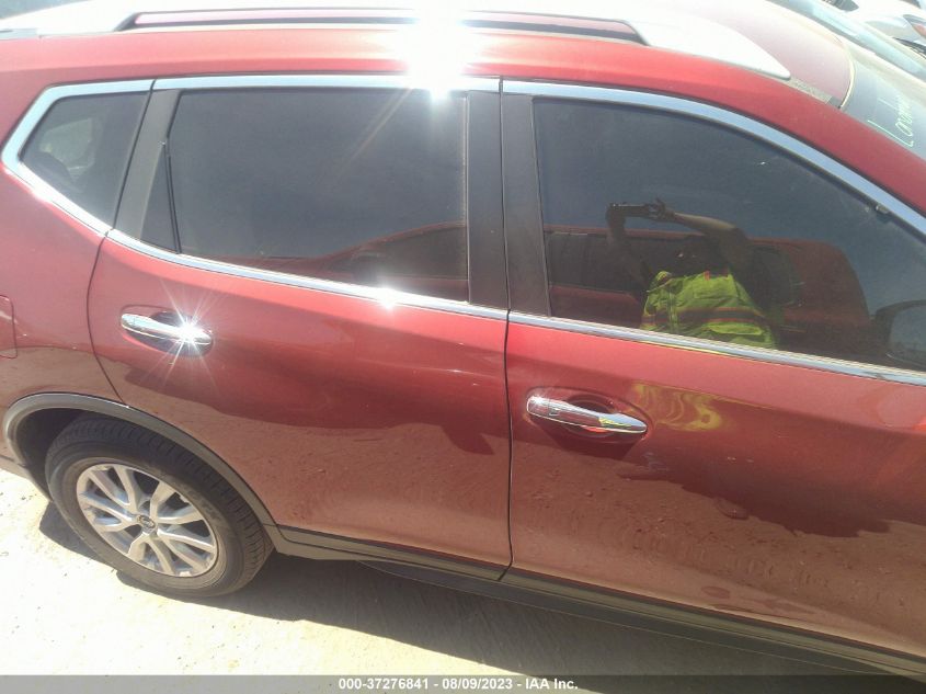 2019 NISSAN ROGUE SV - 5N1AT2MT7KC746082