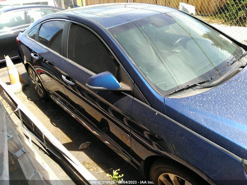 VIN 5NPE34AF7HH595581 2017 HYUNDAI SONATA SPORT