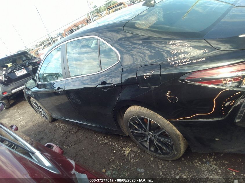 2021 TOYOTA CAMRY SE - 4T1G11AK7MU521664