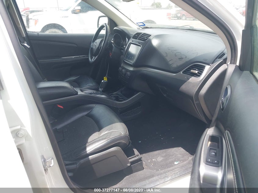 VIN 3C4PDCGGXKT707510 2019 DODGE JOURNEY CROSSROAD