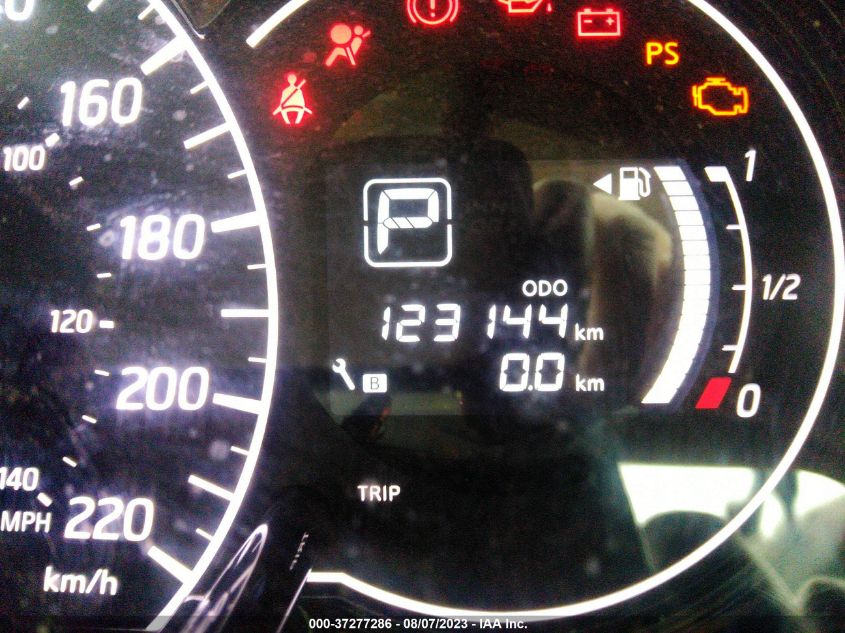 2019 NISSAN VERSA NOTE S/SV - 3N1CE2CP0KL360283