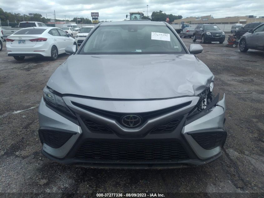 2022 TOYOTA CAMRY SE/SE NIGHT SHADE - 4T1G11AK1NU067834