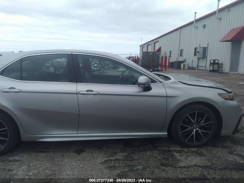 2022 TOYOTA CAMRY SE/SE NIGHT SHADE - 4T1G11AK1NU067834
