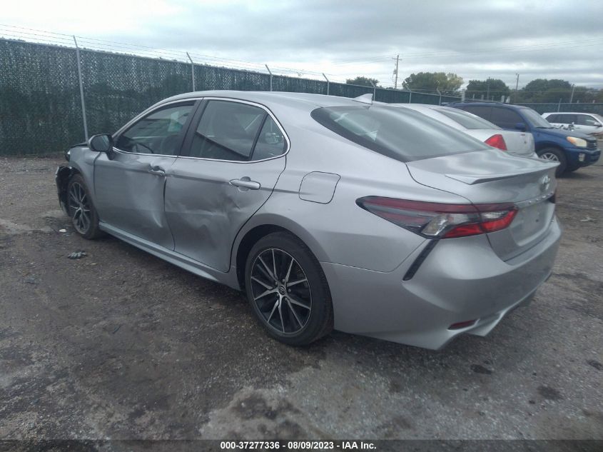 2022 TOYOTA CAMRY SE/SE NIGHT SHADE - 4T1G11AK1NU067834