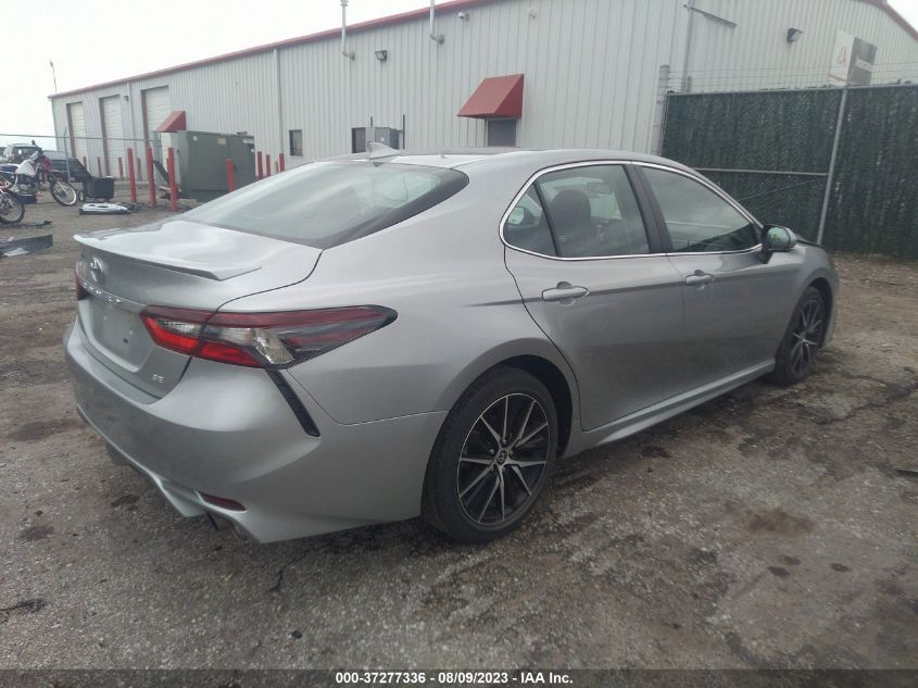 2022 TOYOTA CAMRY SE/SE NIGHT SHADE - 4T1G11AK1NU067834