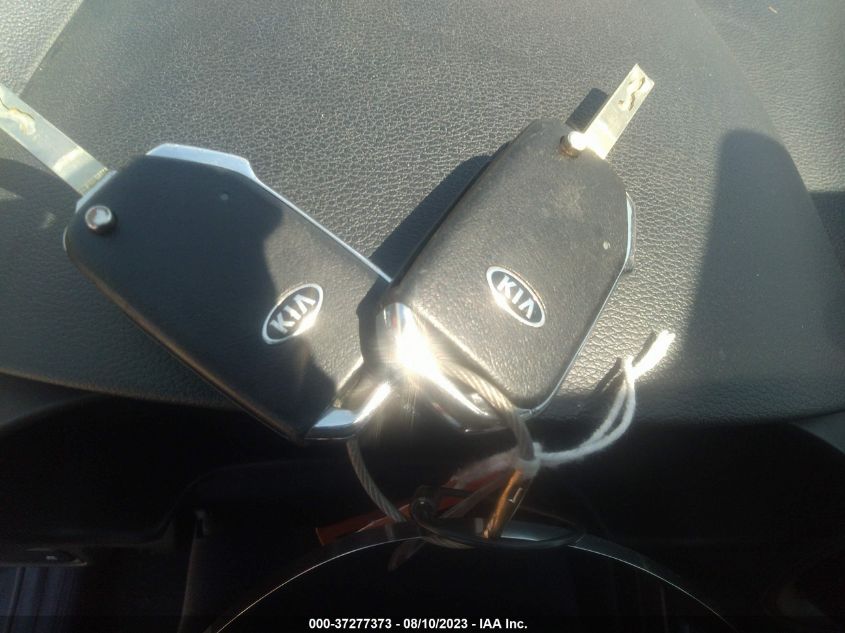 2021 KIA SOUL LX/X LINE/S - KNDJ23AU0M7751632