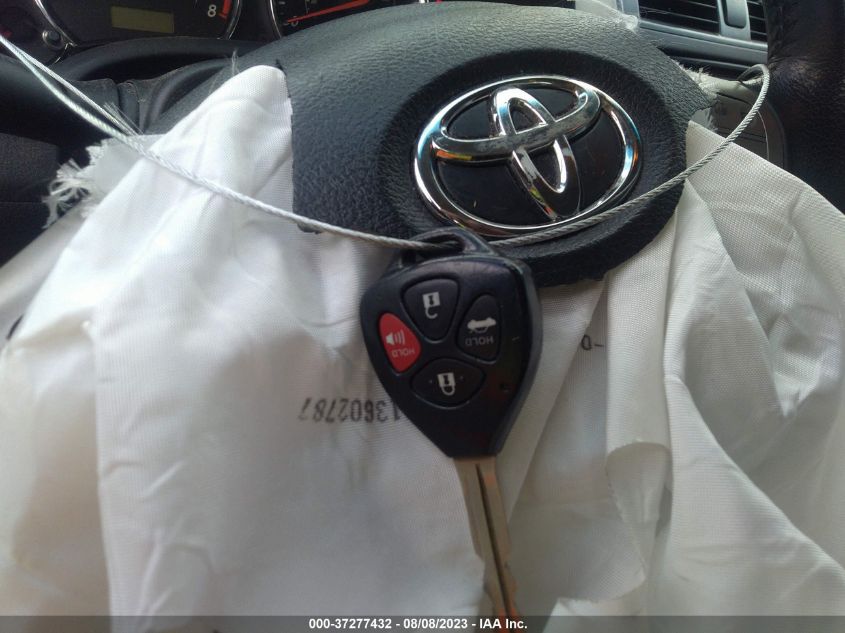 2013 TOYOTA COROLLA L/LE/S - 2T1BU4EE0DC049543