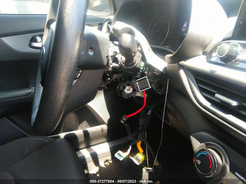 2021 KIA FORTE LXS - 3KPF24AD0ME368172