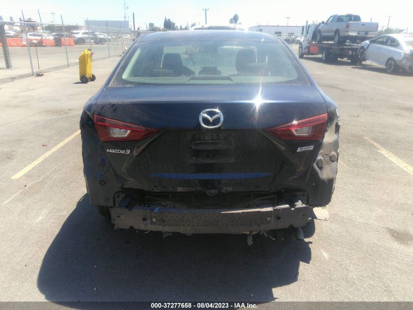 2018 MAZDA MAZDA3 4-DOOR SPORT - 3MZBN1U74JM264714