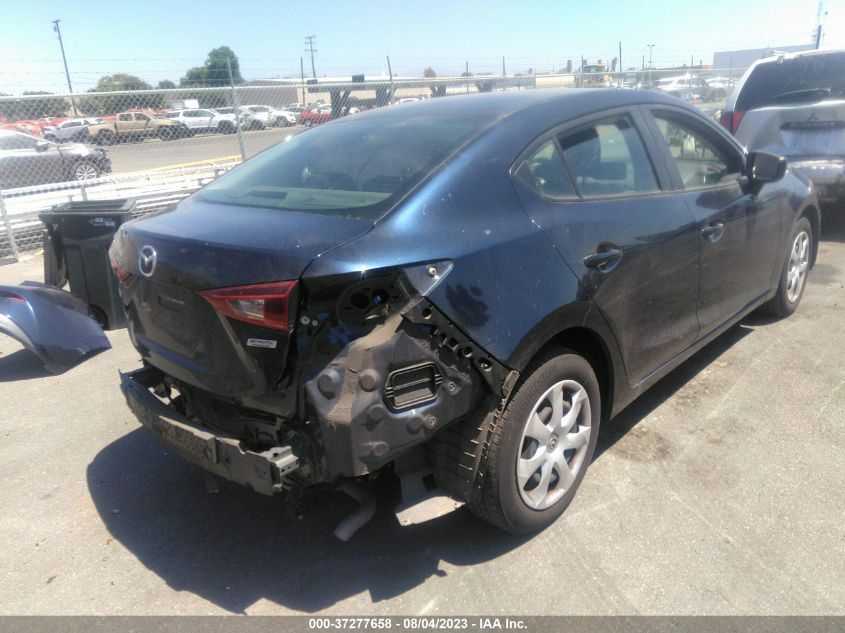 2018 MAZDA MAZDA3 4-DOOR SPORT - 3MZBN1U74JM264714