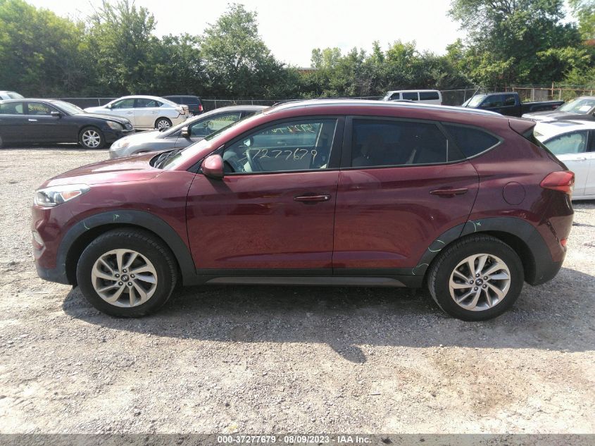 2016 HYUNDAI TUCSON LIMITED/SPORT AND ECO/SE - KM8J33A42GU227333