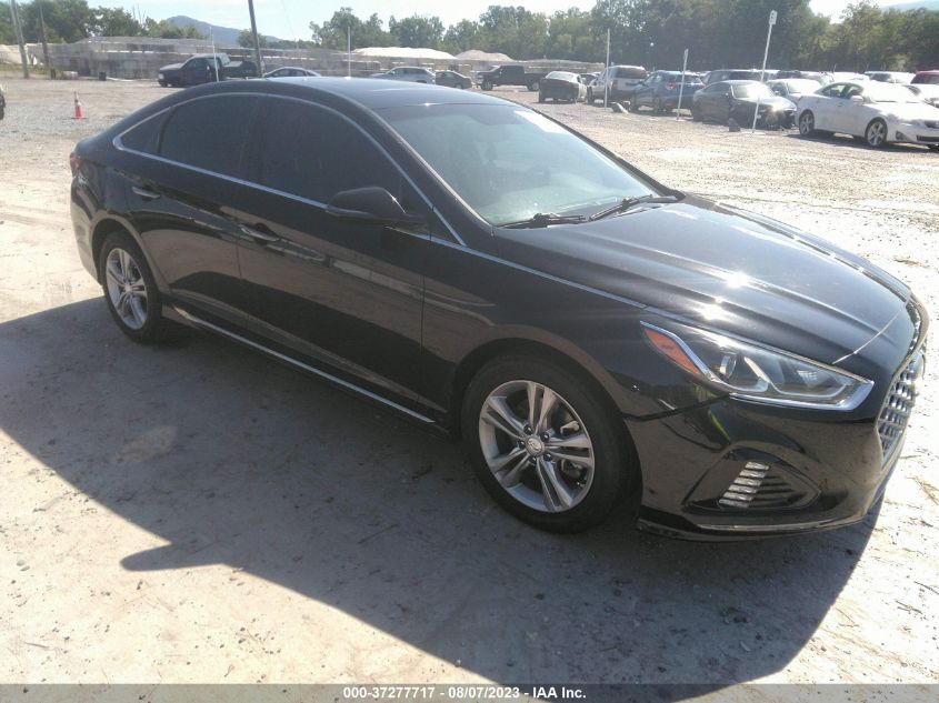 2018 HYUNDAI SONATA SPORT - 5NPE34AF5JH611962