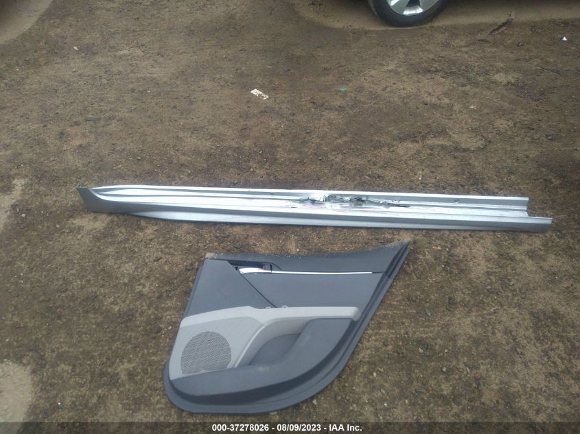 2021 TOYOTA CAMRY SE - 4T1G11AK9MU492622