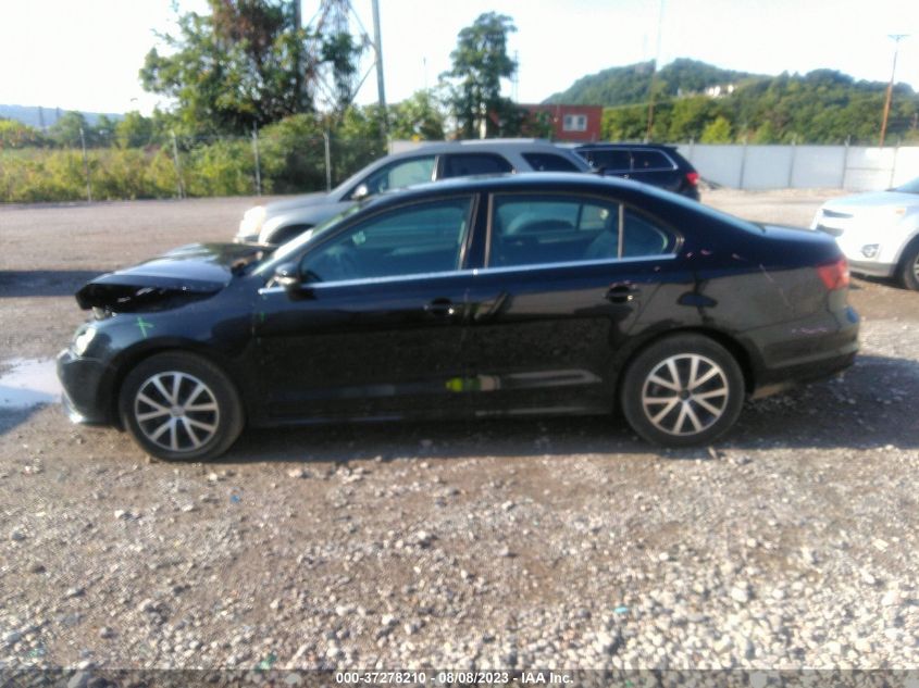 2018 VOLKSWAGEN JETTA SE/WOLFSBURG - 3VWDB7AJ8JM211423