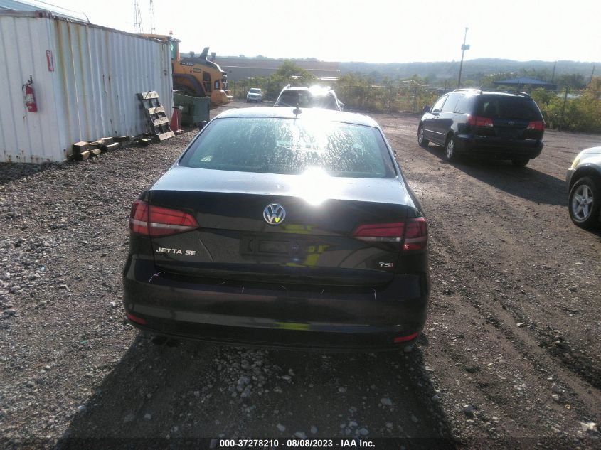2018 VOLKSWAGEN JETTA SE/WOLFSBURG - 3VWDB7AJ8JM211423