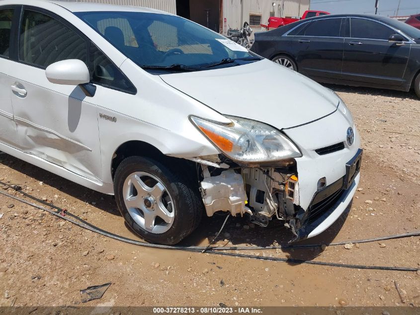 2015 TOYOTA PRIUS FOUR - JTDKN3DU1F1934521
