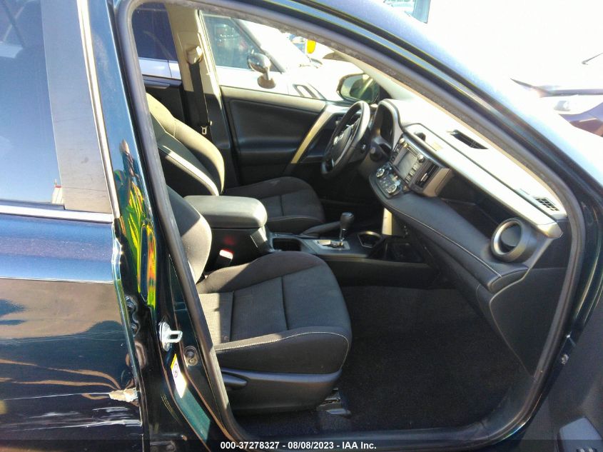 2017 TOYOTA RAV4 XLE - JTMRFREV1HJ172297