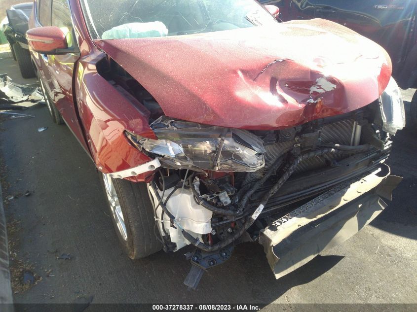 2019 NISSAN ROGUE SV - 5N1AT2MT3KC707957