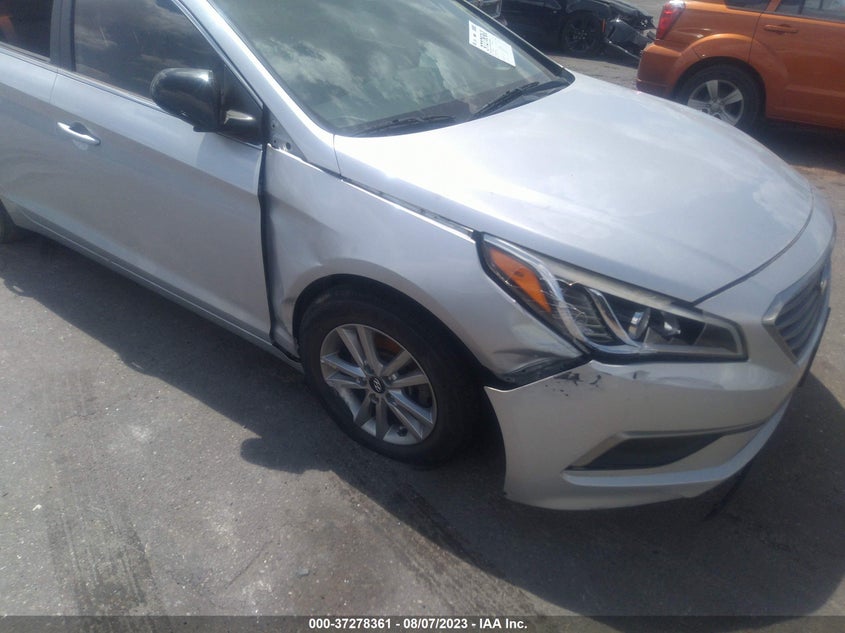 VIN 5NPE24AF9HH585475 2017 HYUNDAI SONATA 2.4L