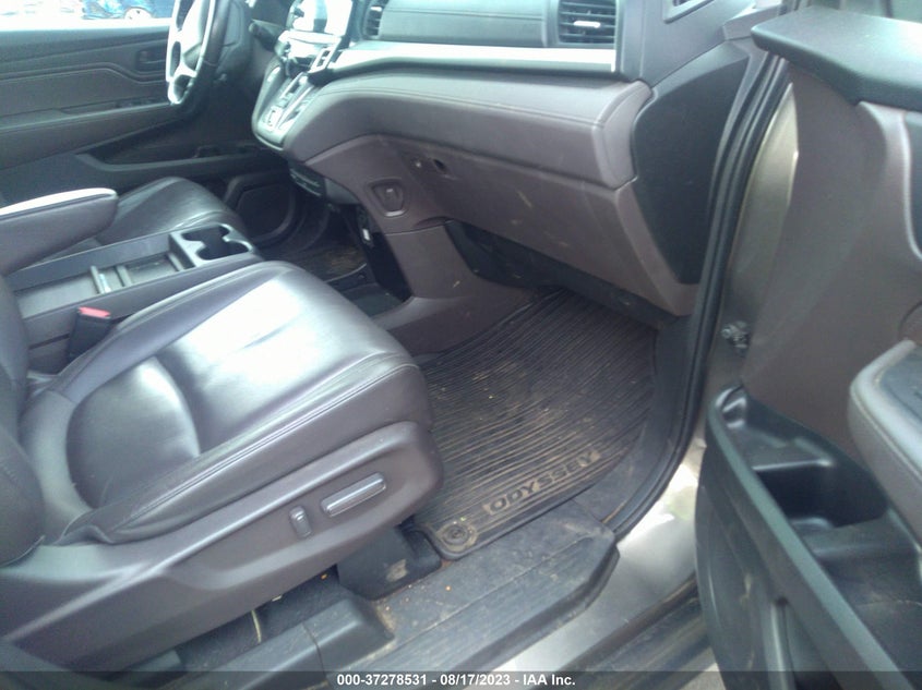 VIN 5FNRL6H71KB017946 2019 HONDA ODYSSEY EX-L