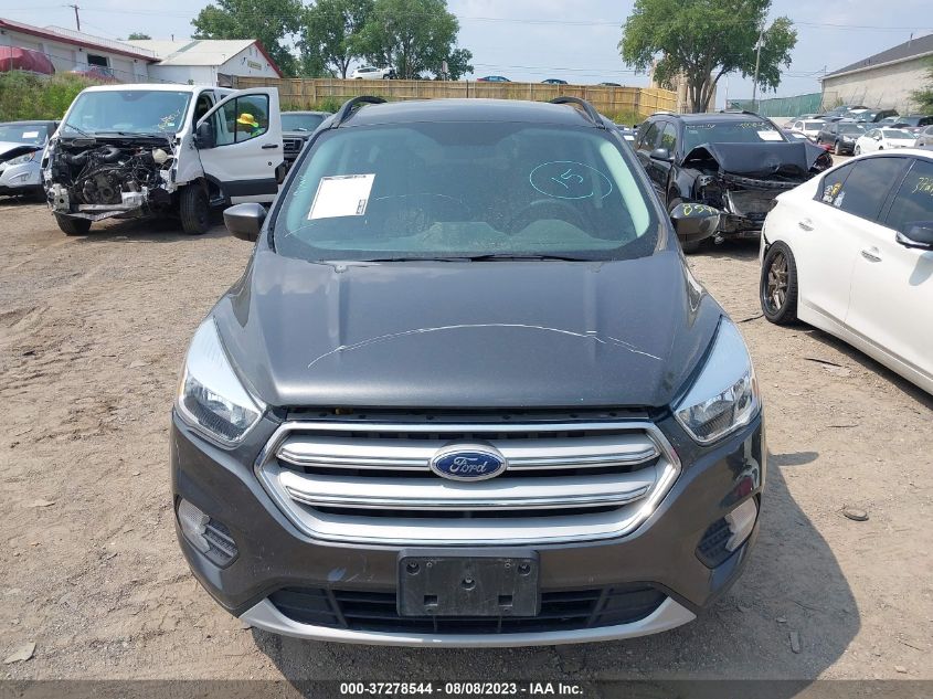 2018 FORD ESCAPE SE - 1FMCU9GD7JUA99422