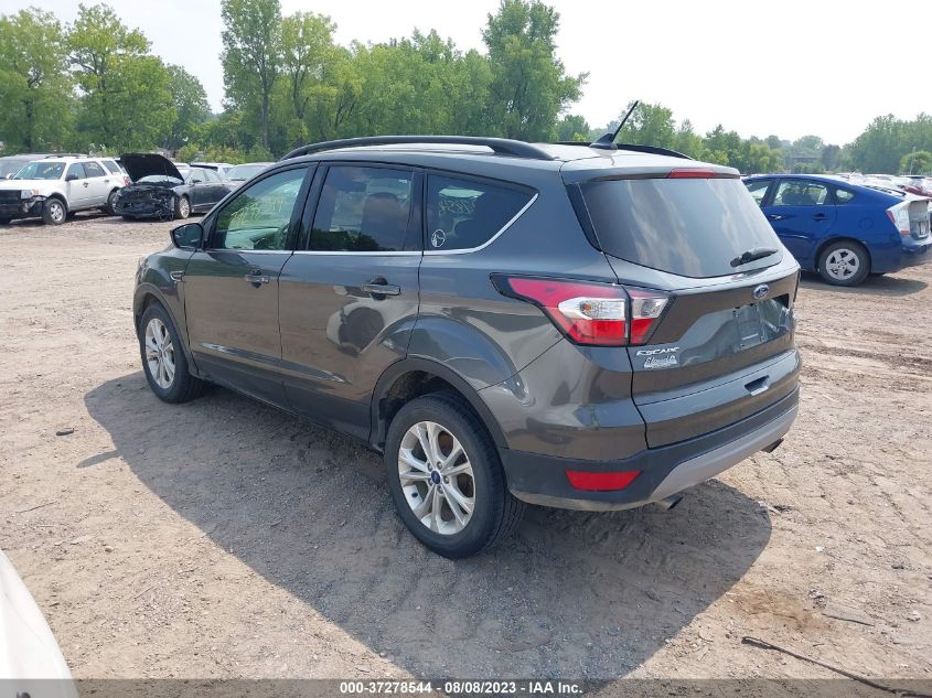 2018 FORD ESCAPE SE - 1FMCU9GD7JUA99422