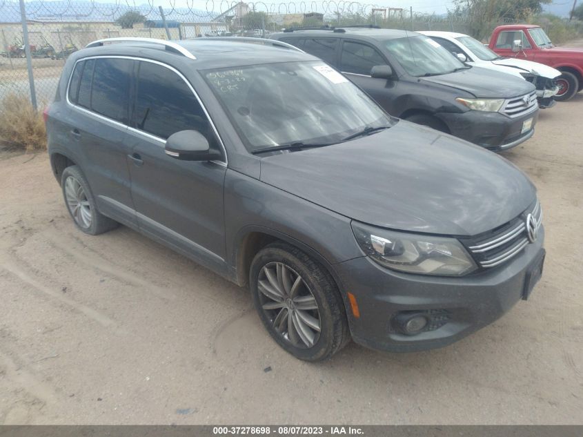 2016 VOLKSWAGEN TIGUAN SE - WVGAV7AX2GW579053