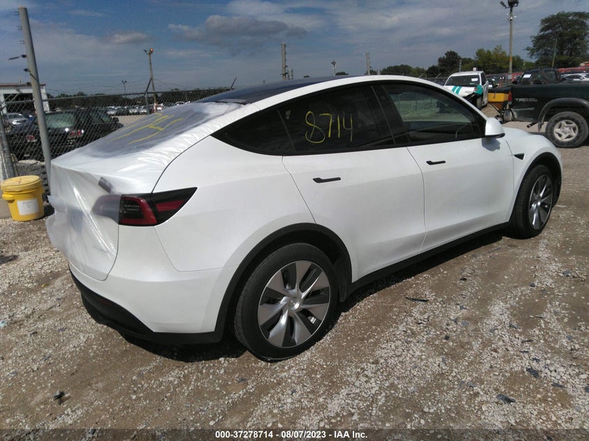 VIN 7SAYGDEE1PF702577 2023 TESLA MODEL Y LONG RANGE