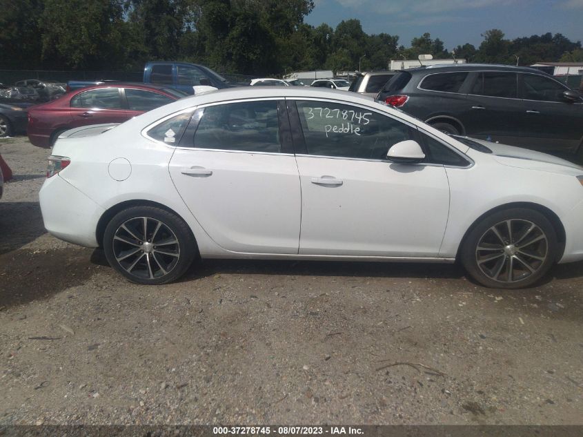 2017 BUICK VERANO SPORT TOURING - 1G4PR5SK4H4109769