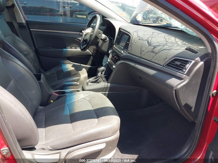 VIN KMHD84LF1HU354577 2017 HYUNDAI ELANTRA LIMITED