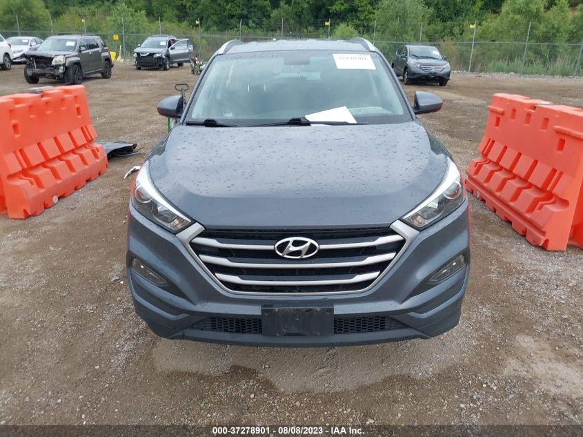 2017 HYUNDAI TUCSON SE - KM8J3CA49HU474933
