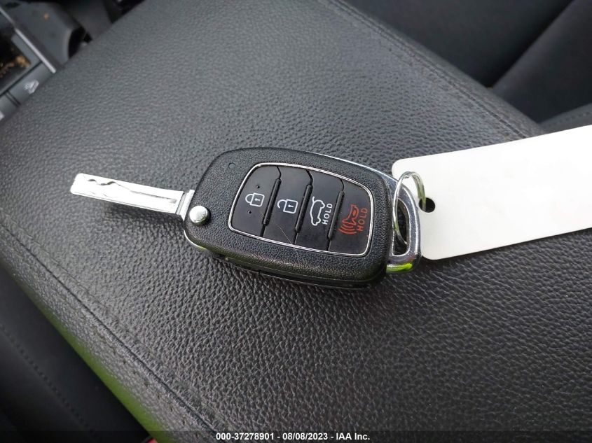 2017 HYUNDAI TUCSON SE - KM8J3CA49HU474933