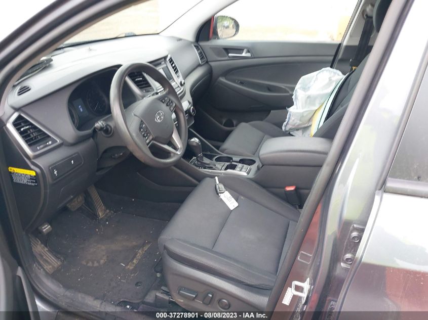 2017 HYUNDAI TUCSON SE - KM8J3CA49HU474933