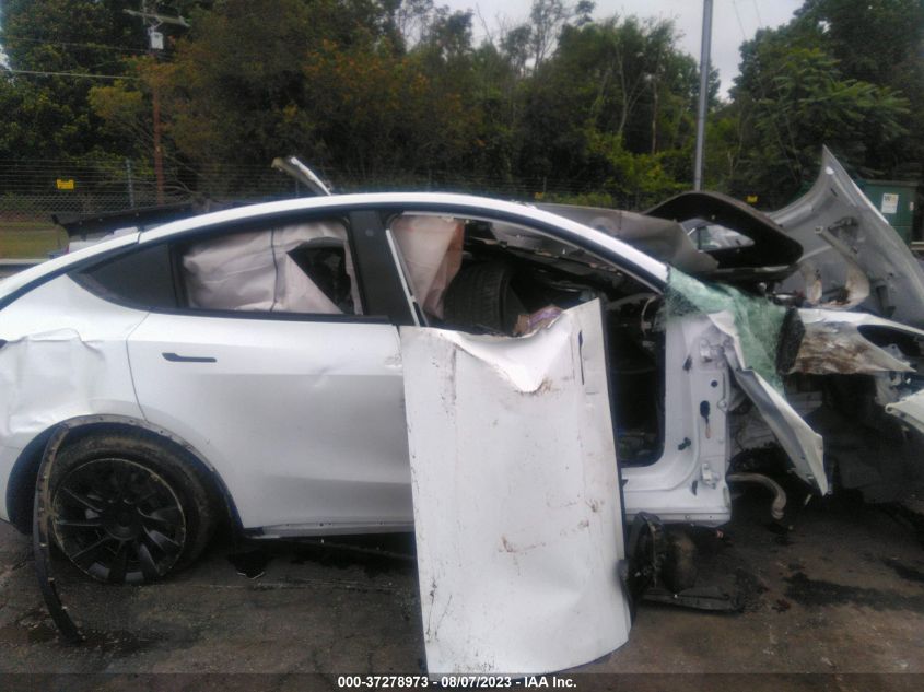 2020 TESLA MODEL Y LONG RANGE - 5YJYGDEE4LF029761