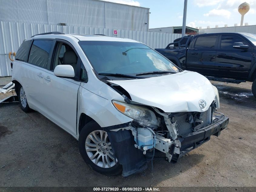 2015 TOYOTA SIENNA XLE/XLE AAS/LTD - 5TDYK3DCXFS670003