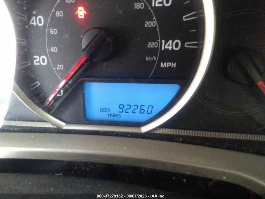 2014 TOYOTA RAV4 LE - JTMBFREV9EJ004985
