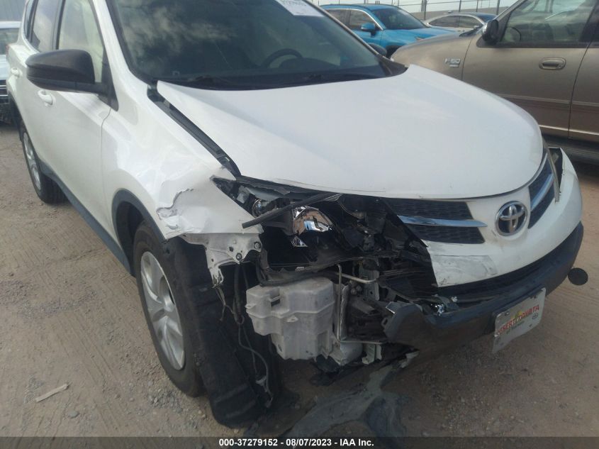 2014 TOYOTA RAV4 LE - JTMBFREV9EJ004985